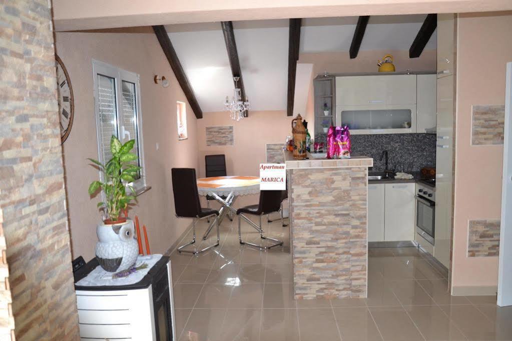 Apartments Marica ซาดาร์ ภายนอก รูปภาพ